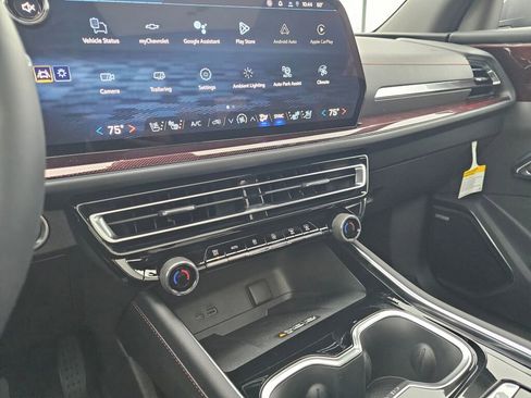 New 2026 Chevrolet Traverse RS w/ LPO, Floor Liner Package AWD/4WD image 14