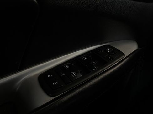 Used 2018 Dodge Journey SE w/ Popular Equipment Group image 19