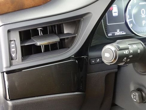 Used 2022 Lexus ES 350 w/ Premium Package image 19