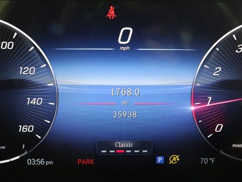 Certified 2023 Mercedes-Benz GLC 300 image 17