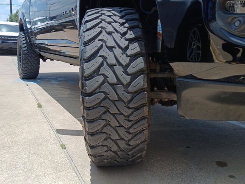 Used 2024 RAM 2500 Limited AWD/4WD image 9
