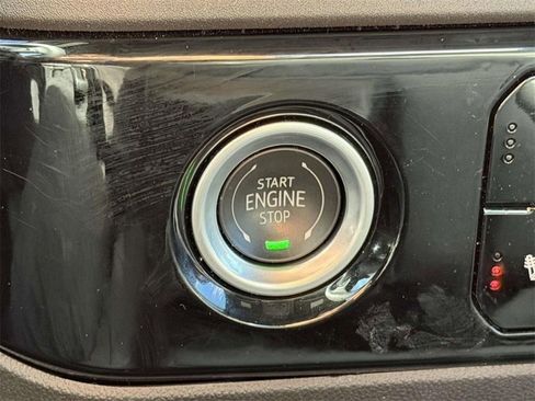 Used 2024 GMC Sierra 1500 Elevation image 6