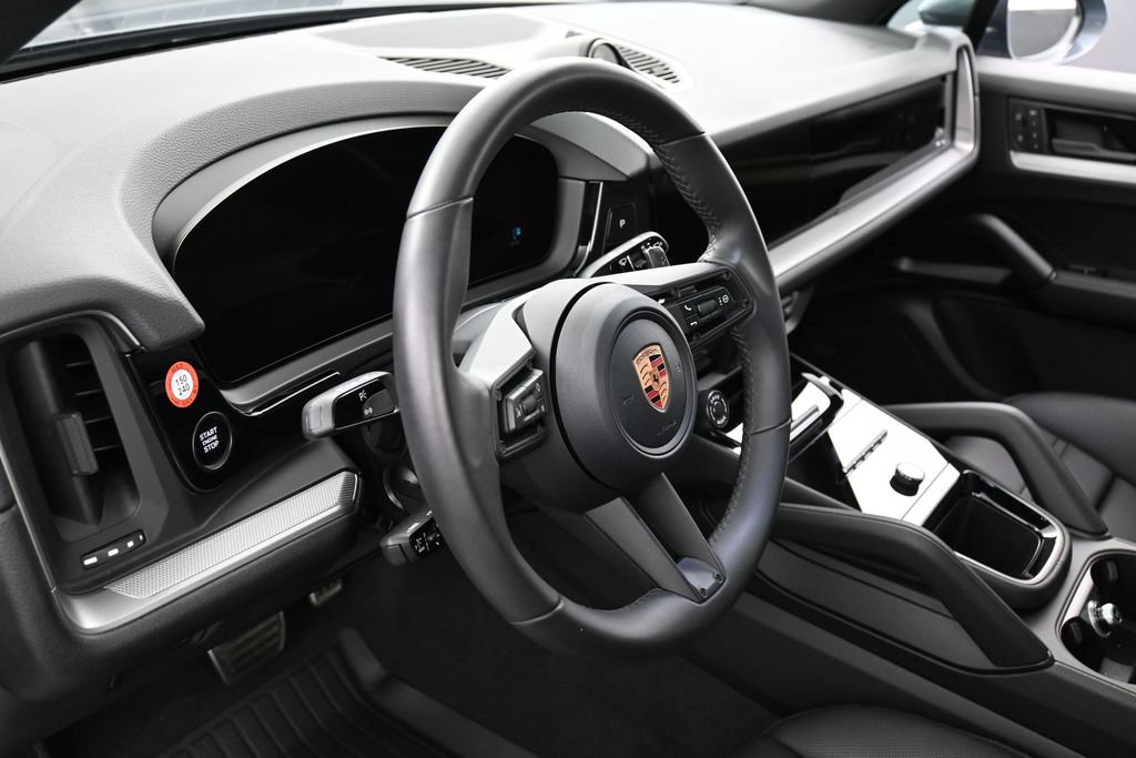 Certified 2026 Porsche Cayenne S AWD/4WD image 16