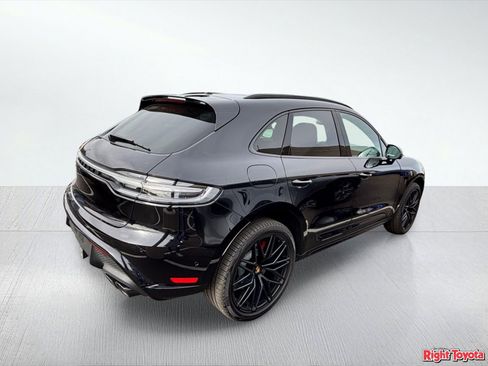 Used 2025 Porsche Macan GTS image 4