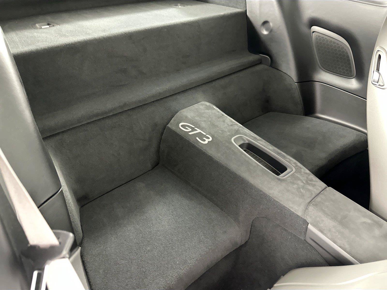 Certified 2015 Porsche 911 GT3 RWD image 29