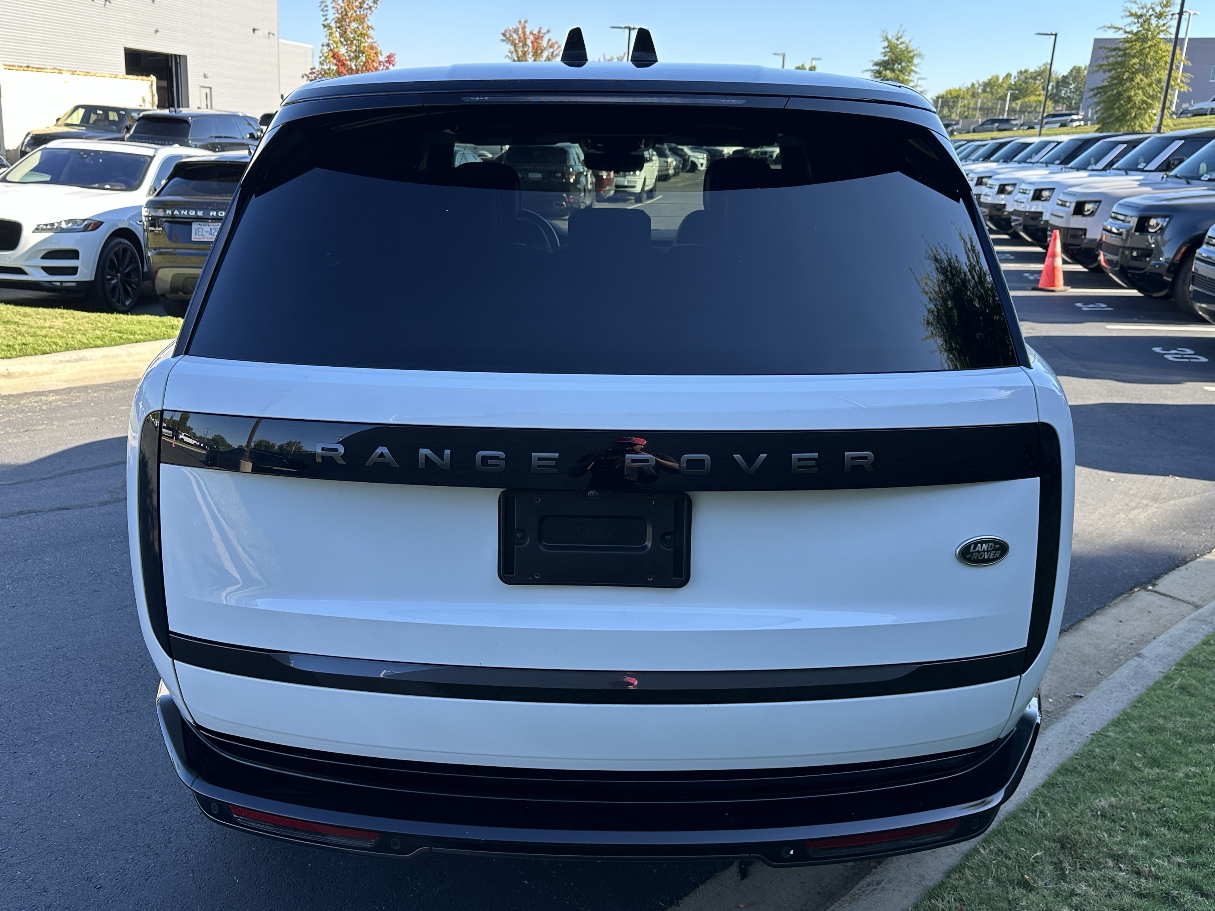 Certified 2023 Land Rover Range Rover SE AWD/4WD image 6