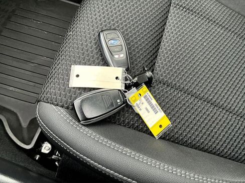 Used 2023 Subaru Forester Premium image 29