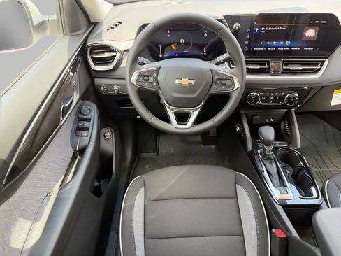 New 2026 Chevrolet TrailBlazer LT w/ Convenience Package FWD image 13