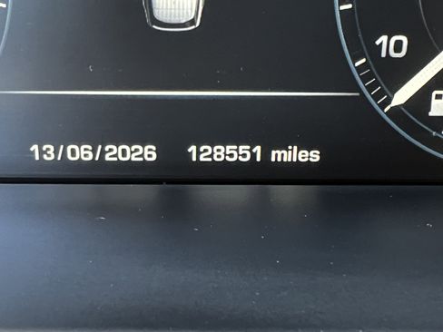 Used 2016 Land Rover Range Rover HSE image 21