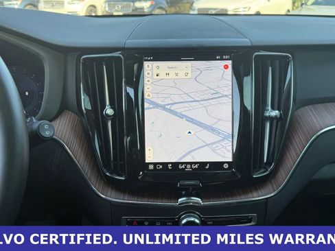 Certified 2024 Volvo XC60 B5 Plus w/ Climate Package AWD/4WD image 23