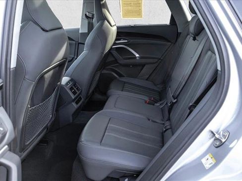 Certified 2025 Audi Q5 Premium Plus w/ Premium Plus image 22