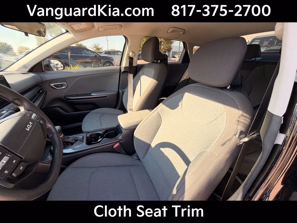 Certified 2025 Kia K4 FWD image 13