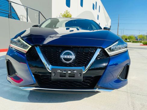 Used 2023 Nissan Maxima SV w/ Floor Mat Group FWD image 4