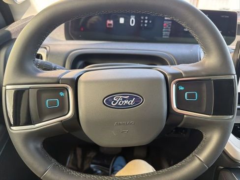 Certified 2025 Ford Expedition Max Active image 3