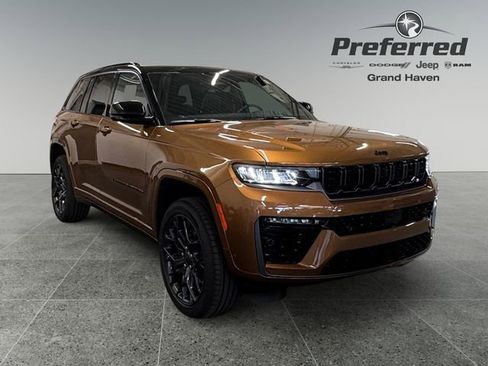 New 2026 Jeep Grand Cherokee Summit AWD/4WD image 1