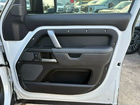 Used 2023 Land Rover Defender 110 Carpathian Edition image 31
