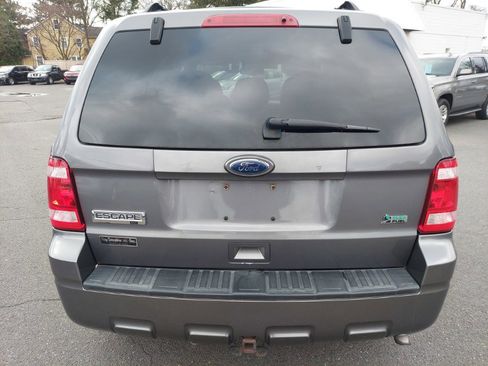 Used 2010 Ford Escape XLT image 5