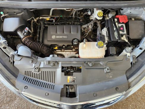 Used 2019 Buick Encore Preferred FWD image 9