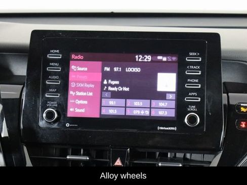 Used 2024 Toyota Camry SE image 27