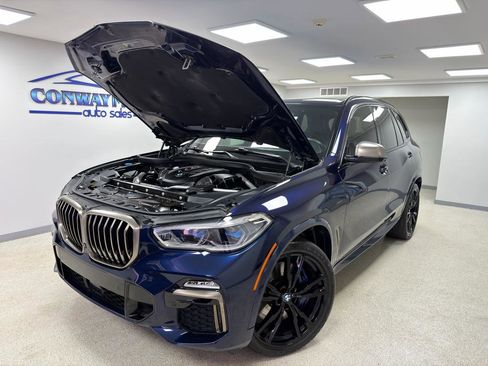 Used 2020 BMW X5 M50i w/ Executive Package image 36