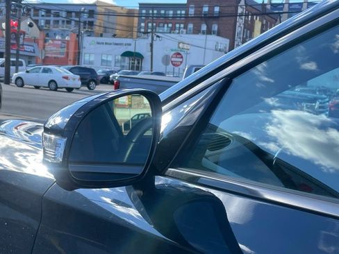 Used 2023 Genesis G70 3.3T w/ Sport Prestige Package image 24