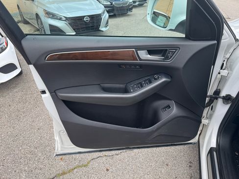 Used 2011 Audi Q5 3.2 Premium Plus image 11