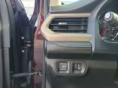 Used 2020 GMC Acadia Denali image 20