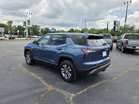 Used 2026 Chevrolet Equinox LT FWD image 3
