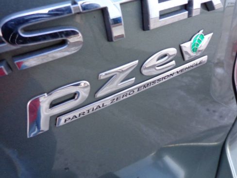 Used 2014 Subaru Forester 2.5i image 26