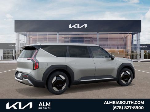 New 2026 Kia EV9 Light image 6