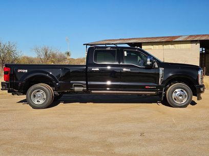 New 2026 Ford F350 Platinum w/ Platinum Plus Package