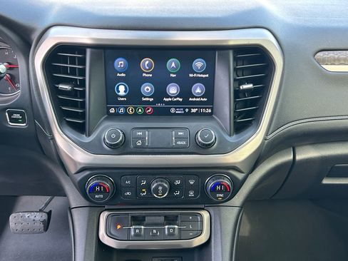 Used 2022 GMC Acadia Denali w/ Denali Ultimate Package image 15