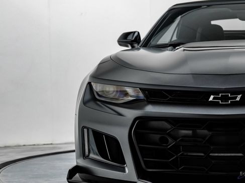 Used 2024 Chevrolet Camaro ZL1 RWD image 41
