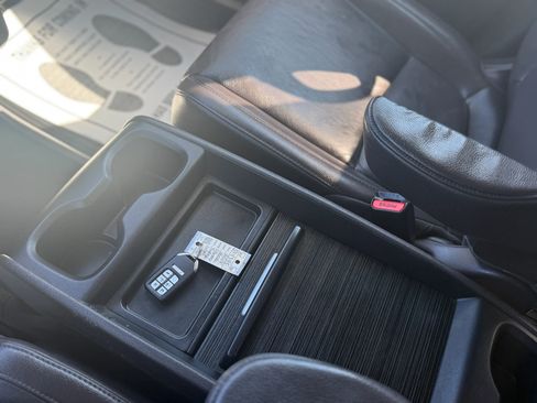 Used 2018 Honda Odyssey Touring image 34