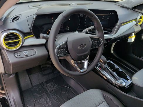 New 2026 Chevrolet Trax LT image 14