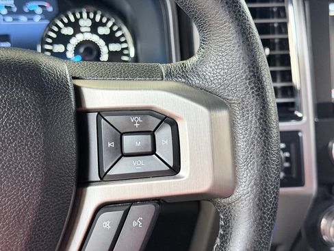 Used 2015 Ford F150 Platinum w/ Technology Package AWD/4WD image 46