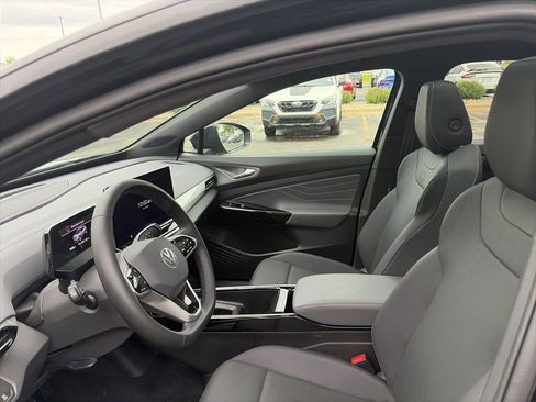 Used 2024 Volkswagen ID.4 Pro S AWD/4WD image 10