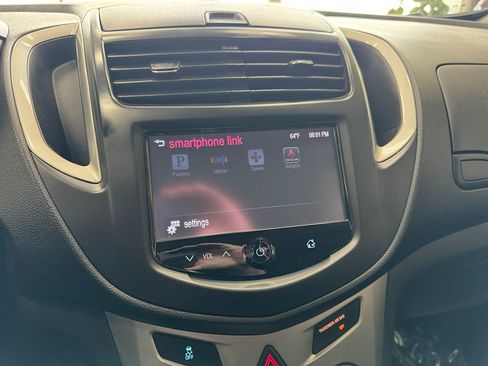 Used 2015 Chevrolet Trax LT image 25