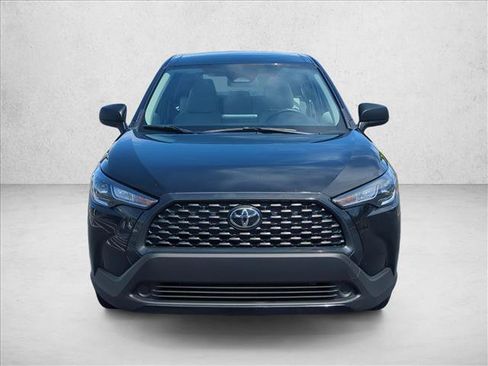 Used 2024 Toyota Corolla Cross L AWD/4WD image 2