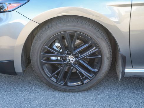 Used 2026 Toyota Camry SE w/ Convenience Package image 9