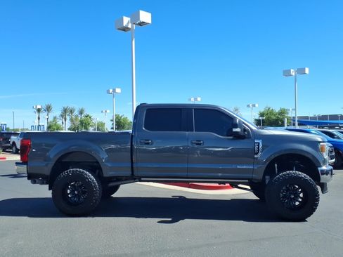 Used 2020 Ford F250 Lariat w/ Lariat Ultimate Package AWD/4WD image 4