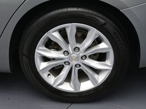 Used 2024 Chevrolet Malibu LT FWD image 8