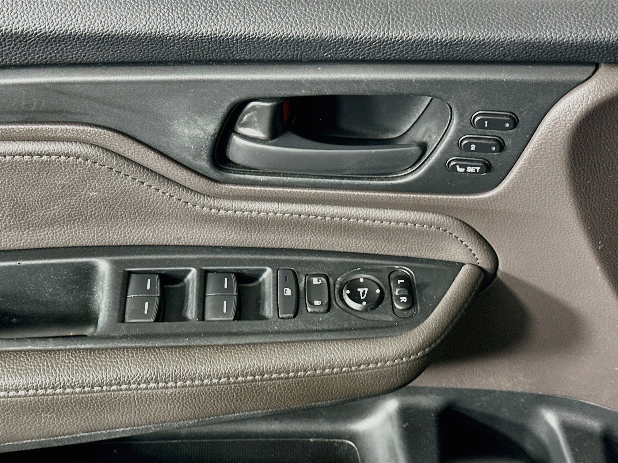 Used 2018 Honda Odyssey Touring image 15