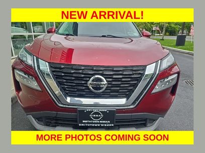 Used 2021 Nissan Rogue SV w/ Premium Package