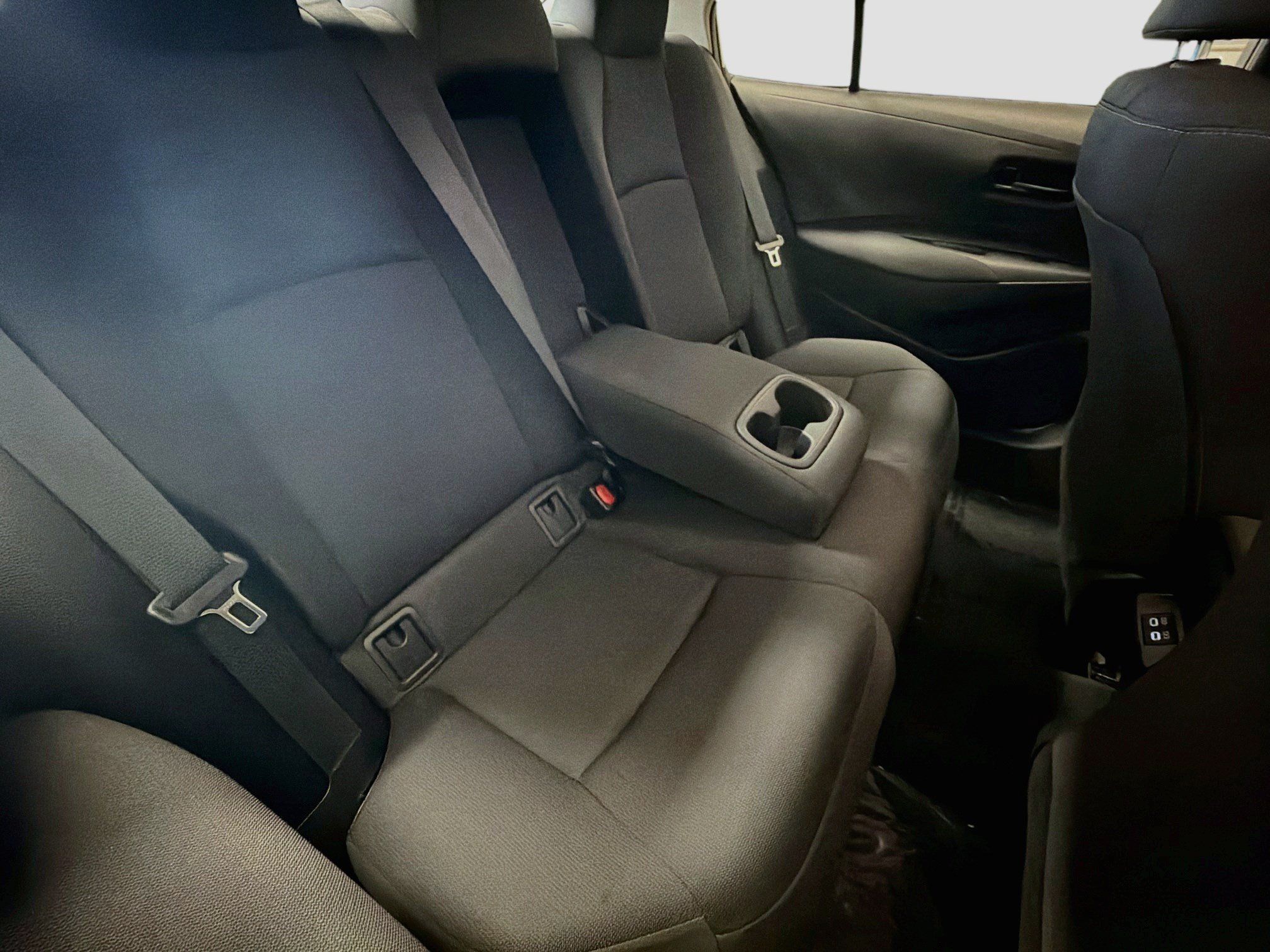 Used 2025 Toyota Corolla LE FWD image 14