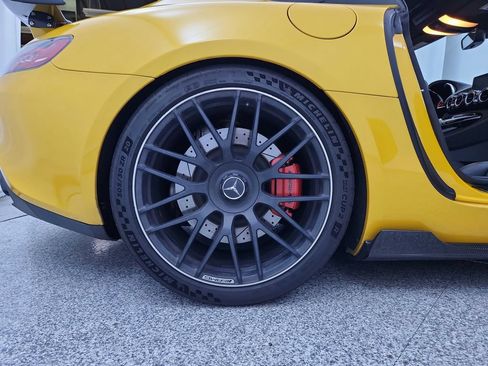 Used 2016 Mercedes-Benz AMG GT S w/ Exclusive Interior Package image 29