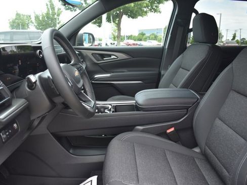 New 2026 Chevrolet Traverse LT w/ Driver Confidence Package FWD image 14