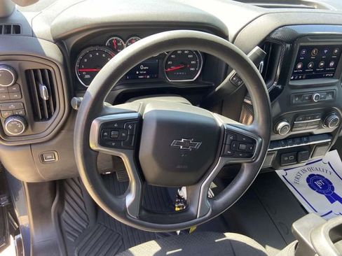 Used 2021 Chevrolet Silverado 1500 Custom Trail Boss w/ Safety Confidence Package AWD/4WD image 14