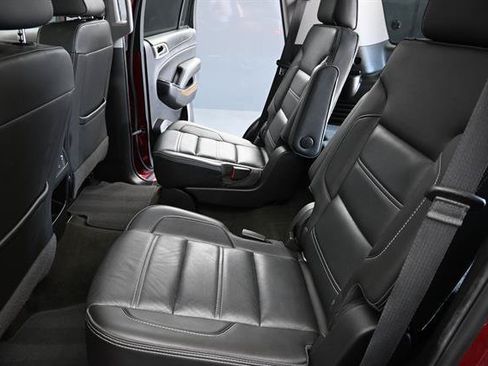 Used 2018 GMC Yukon Denali w/ Open Road Package RWD image 19