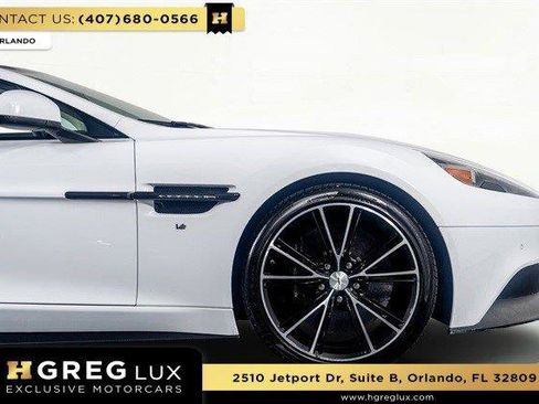 Used 2017 Aston Martin Vanquish S image 8